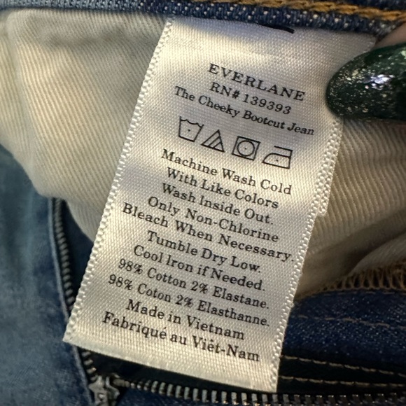 EVERLANE The Cheeky Bootcut Jean (27 Crop, Excellent Condition) - Picture 6 of 11